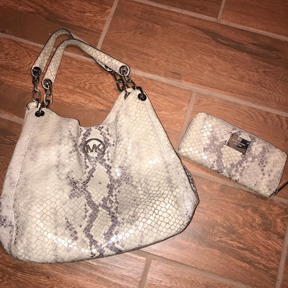 Michael Kors Wallet and Purse Gray Snake Skin
